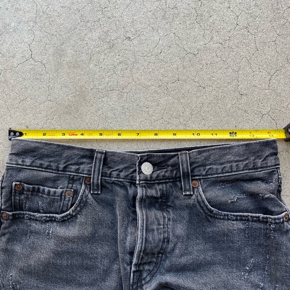 Levi's 501 Big E Denim Shorts Cutoff Distressed Button Raw Hem button fly Sz W28 - Picture 4 of 5